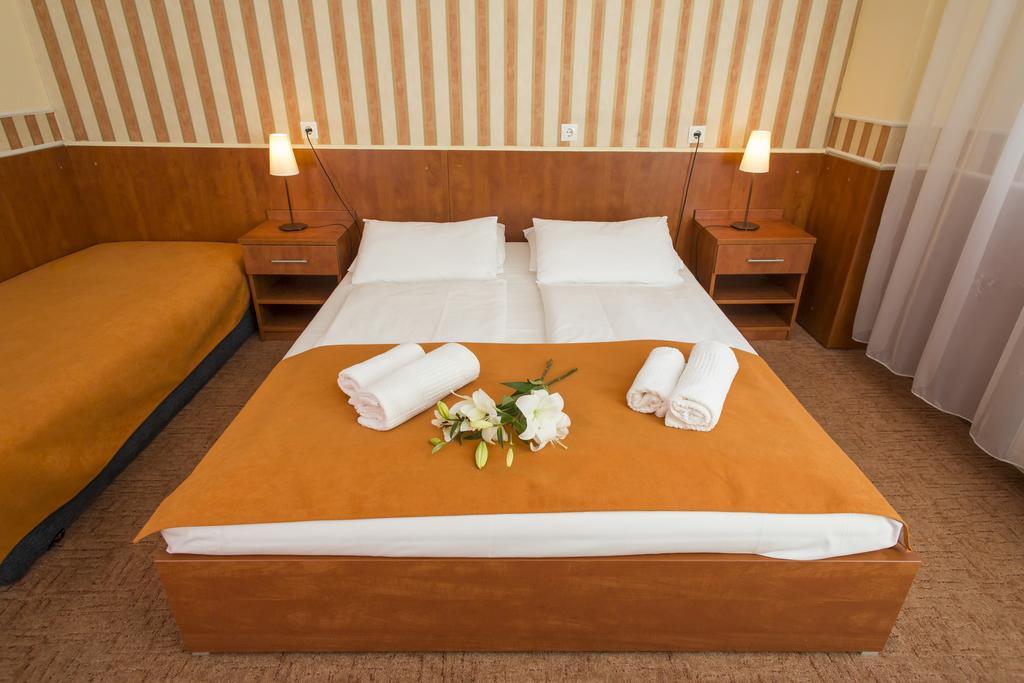 בודפשט Atlantic Hotel מראה חיצוני תמונה