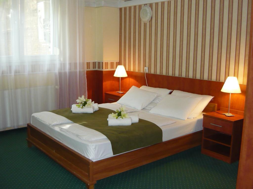 בודפשט Atlantic Hotel מראה חיצוני תמונה