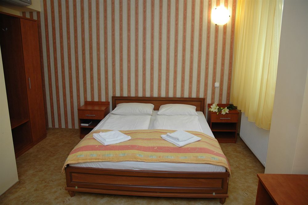 בודפשט Atlantic Hotel מראה חיצוני תמונה