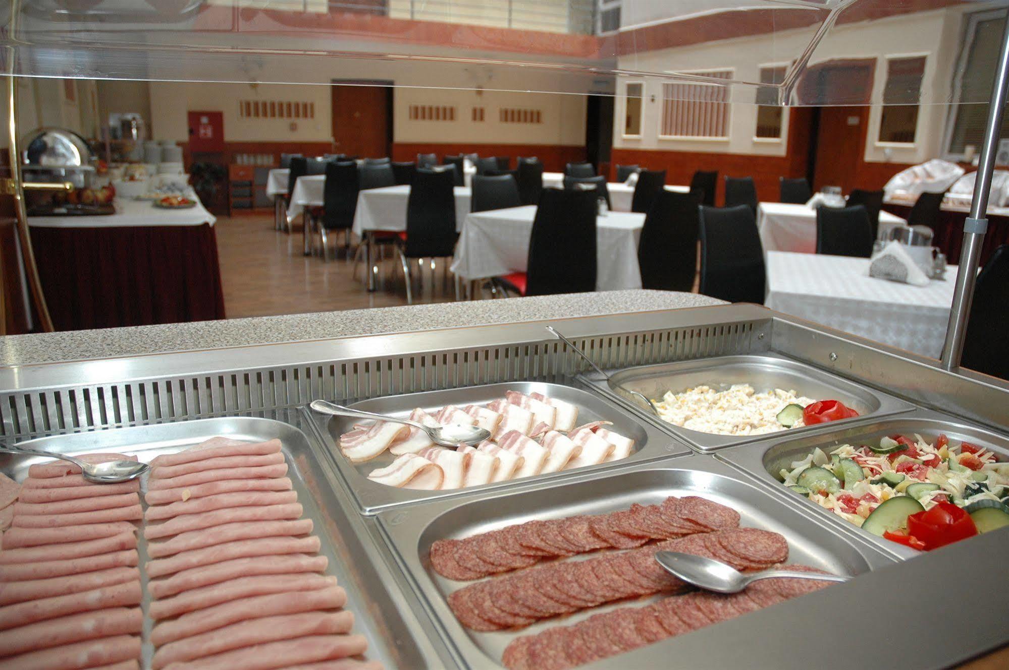 בודפשט Atlantic Hotel מראה חיצוני תמונה