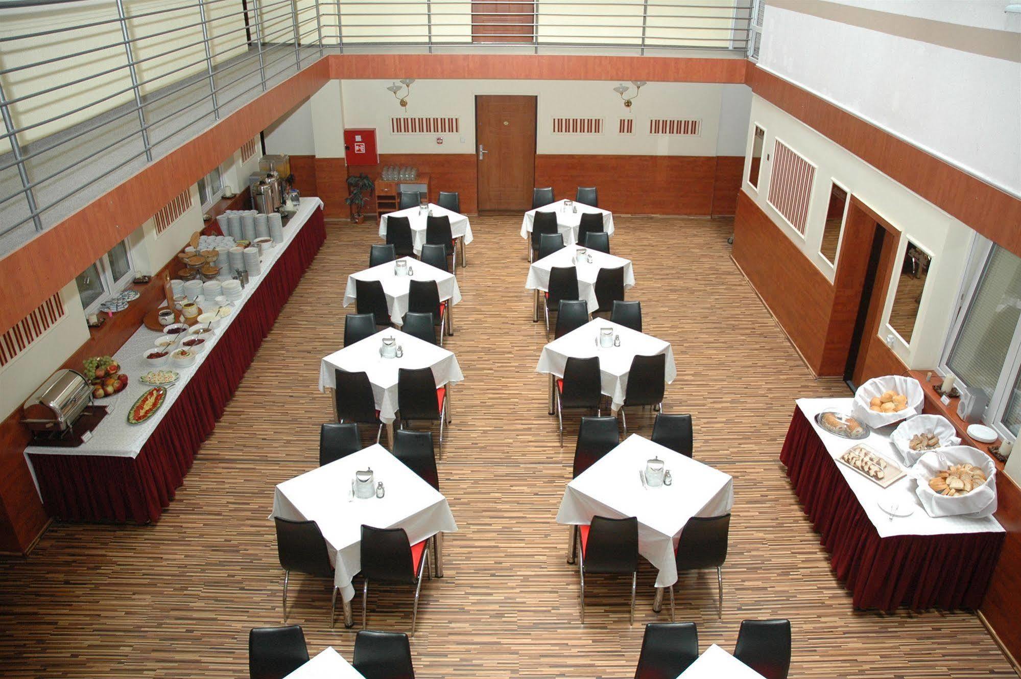 בודפשט Atlantic Hotel מראה חיצוני תמונה